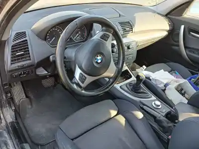 Veículo de Sucata bmw 1 (e87) 120 d do ano 2005 alimentado 204d4