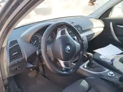 Veículo de Sucata bmw 1 (e87) 120 d do ano 2005 alimentado 204d4