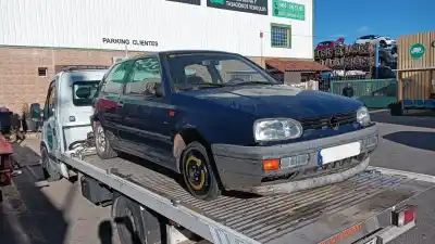 Véhicule à la ferraille VOLKSWAGEN GOLF III (1H1) 1.6 de l'année 1995 alimenté AEA