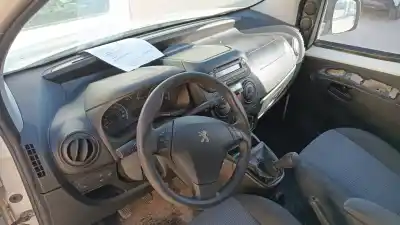 Veículo de Sucata peugeot bipper (aa_) 1.3 hdi 75 do ano 2012 alimentado 199a9000