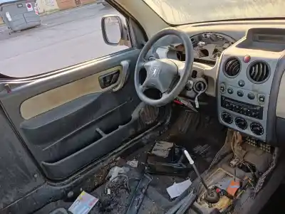 Vehicul casat peugeot partner monospace (5_, g_) 1.6 hdi 75 al anului 2007 alimentat 9hw