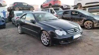 Vehicul casat MERCEDES-BENZ CLK (C209)  al anului 2006 alimentat M 272.940