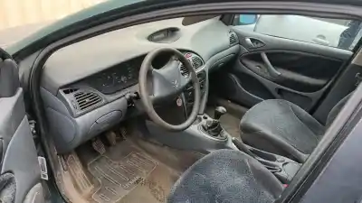 Véhicule à la ferraille citroen c5 i (dc_) 2.0 hdi (dcrhzb, dcrhze) de l'année 2001 alimenté rhz