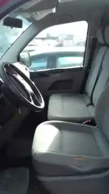 Здавання транспортного засобу volkswagen t5 transporter/furgoneta 2.5 tdi року 2005 потужний axd