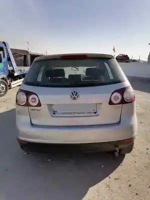 Véhicule à la ferraille VOLKSWAGEN GOLF V BERLINA (1K1) 1.9 TDI de l'année 2005 alimenté BKC