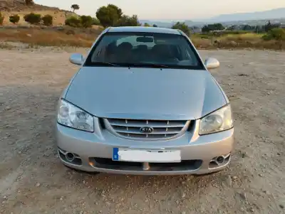 Sloopvoertuig daelim carens 2.0 crdi ex monovolumen van het jaar 2002 aangedreven d4ea