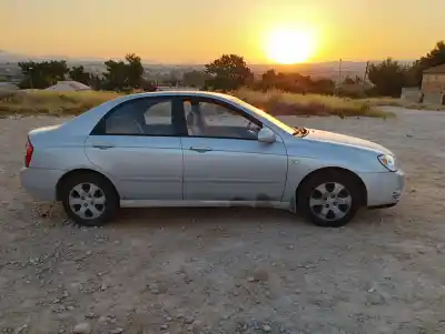 Sloopvoertuig daelim carens 2.0 crdi ex monovolumen van het jaar 2002 aangedreven d4ea