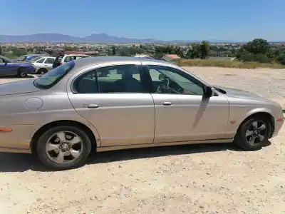 Здавання транспортного засобу jaguar stype 3.0 v6 року 1998 потужний g fb