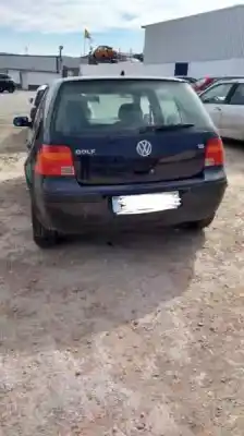 Véhicule à la ferraille VOLKSWAGEN GOLF IV BERLINA (1J1) 1.6 de l'année 1991 alimenté AKL