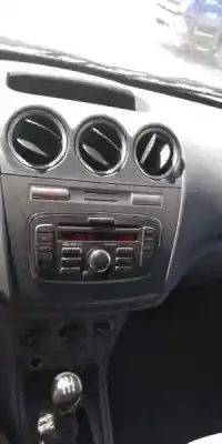 Veículo de Sucata ford transit connect (p65_, p70_, p80_) 1.8 tdci do ano 2011 alimentado r3pa