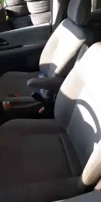 Здавання транспортного засобу renault espace iv (jk0/1_) 2.2 dci (jk0h) року 2004 потужний g9t742