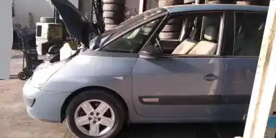 Здавання транспортного засобу RENAULT ESPACE IV (JK0/1_) 2.2 DCI (JK0H) року 2004 потужний G9T742