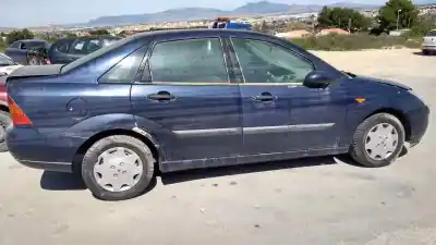 Verschrottungsfahrzeug ford focus berlina (cak) ambiente des jahres 2001 angetrieben c9db