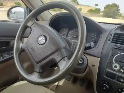Veículo de Sucata kia cerato (ld) d4ea do ano 2004 alimentado d4ea