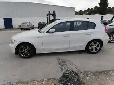 Veicolo di demolizione bmw serie 1 berlina (e81/e87) m47t2 dell'anno 2004 alimentato m47t2