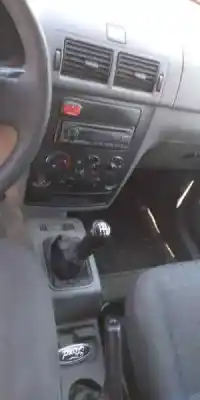 Verschrottungsfahrzeug ford transit connect (p65_, p70_, p80_) 1.8 tdci des jahres 2004 angetrieben hcpa