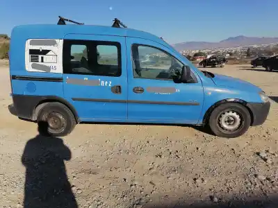 Veículo de Sucata OPEL COMBO CORSA C do ano 2003 alimentado Y17DT