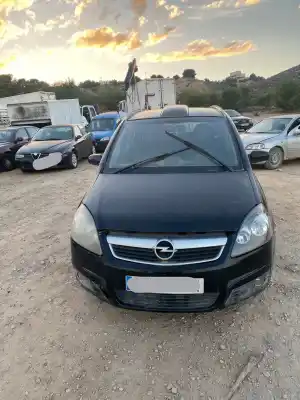 Здавання транспортного засобу opel zafira b zafira b року 2005 потужний z19dth