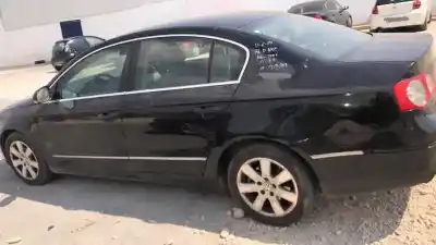 Veicolo di demolizione volkswagen passat berlina (3c2) highline dell'anno 2006 alimentato bkp