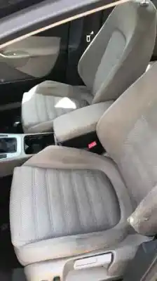 Veicolo di demolizione volkswagen passat berlina (3c2) highline dell'anno 2006 alimentato bkp