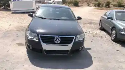 Veicolo di demolizione volkswagen passat berlina (3c2) highline dell'anno 2006 alimentato bkp