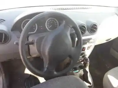 Veículo de Sucata dacia logan básico do ano 2008 alimentado k4m a6