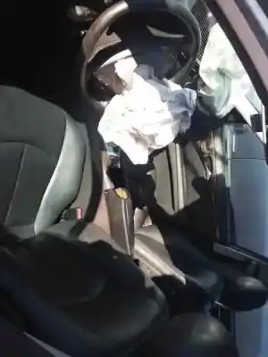 Veicolo di demolizione mercedes-benz clase e w211 berlina e 270 cdi 211.016 dell'anno 2005 alimentato 647961