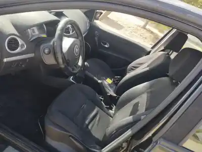 Veículo de Sucata renault clio iii exception do ano 2007 alimentado k9k t7