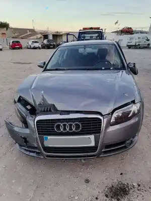 Здавання транспортного засобу audi a4 b7 (8ec) 2.0 tdi 16v року 2005 потужний blb