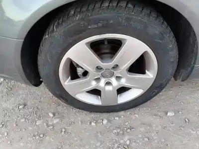Здавання транспортного засобу audi a4 b7 (8ec) 2.0 tdi 16v року 2005 потужний blb