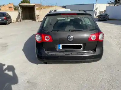 Veicolo di demolizione volkswagen passat variant 3c5 advance dell'anno 2010 alimentato cay