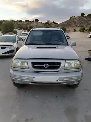 Sloopvoertuig suzuki grand vitara i (ft, ht) 2.0 td 4x4 (sq 420d) van het jaar 1998 aangedreven rf
