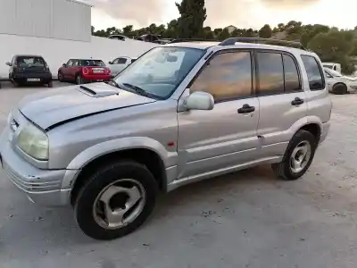 Sloopvoertuig suzuki grand vitara i (ft, ht) 2.0 td 4x4 (sq 420d) van het jaar 1998 aangedreven rf