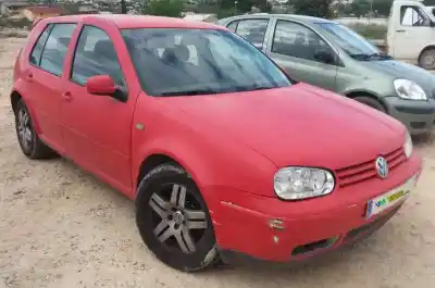 Veículo de Sucata volkswagen golf iv berlina (1j1) 1.6 do ano 1997 alimentado d ahf