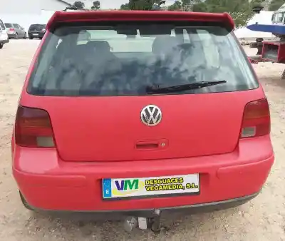 Veículo de Sucata volkswagen golf iv berlina (1j1) 1.6 do ano 1997 alimentado d ahf