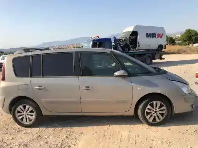 Здавання транспортного засобу renault espace iv (jk0/1_) 2.2 dci (jk0h) року 2005 потужний g9t742