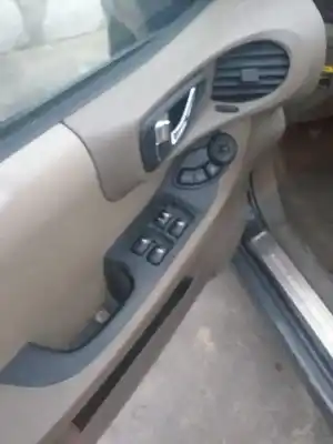 Veículo de Sucata hyundai santa fe (sm) 2.0 gls crdi do ano 2001 alimentado d4ea