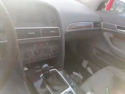 Veicolo di demolizione audi a6 c6 (4f2) 2.0 tdi dell'anno 2004 alimentato blb