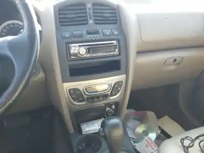 Sloopvoertuig hyundai santa fe (sm) 2.0 gls crdi van het jaar 2001 aangedreven d4ea