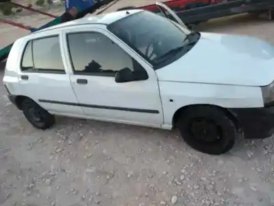 Scrapping Vehicle renault clio i (b/c57_, 5/357_) 1.2 (b/c/s572) of the year 1991 powered e5f