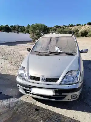 Scrapping Vehicle RENAULT MEGANE I SCENIC JA RENAULT of the year 2001 powered F9Q K7