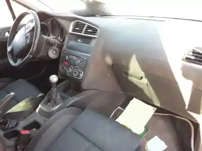 Veículo de Sucata citroen c4 berlina collection do ano 2011 alimentado 9hp