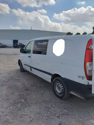 Veículo de Sucata clase c vito w639 basic. combi 111 cdi compacto 639.601 do ano 2004 alimentado 646982