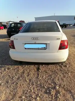 Здавання транспортного засобу audi a4 b5 (8d2) 1.8 року 1994 потужний adr