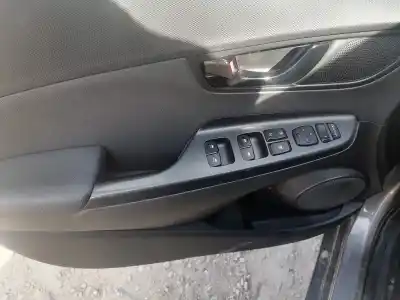 Veículo de Sucata renault scénic i monospace (ja0/1_, fa0_) 1.9 dti (ja1u) do ano 2001 alimentado 0