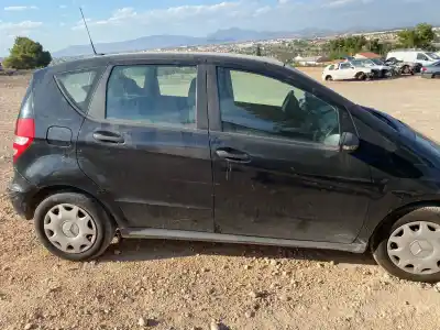 Veículo de Sucata OTRAS MARCAS CLASE A 2.0 CDI do ano 2005 alimentado 640942