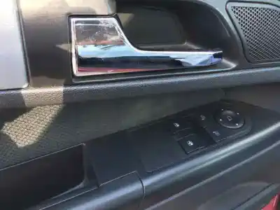 Veicolo di demolizione opel zafira b zafir b dell'anno 2006 alimentato z19dt