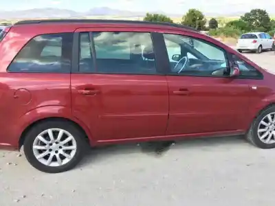 Veicolo di demolizione opel zafira b zafir b dell'anno 2006 alimentato z19dt