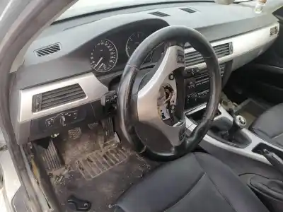 Scrapping Vehicle BMW SERIE 3 BERLINA (E90) 320d of the year 2004 powered 204D4