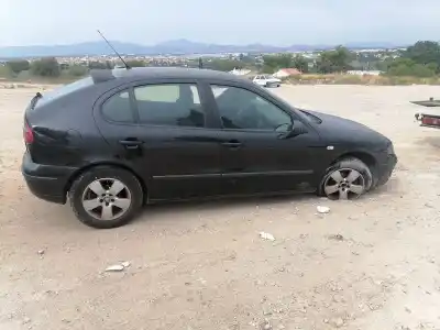 Здавання транспортного засобу seat leon (1m1) signo року 1999 потужний bcb